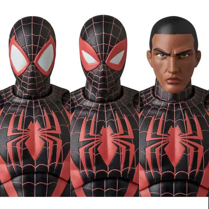 Marvel's Mafex 185 Classic Costume Figure